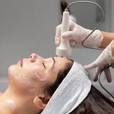 Facial treatment in progress